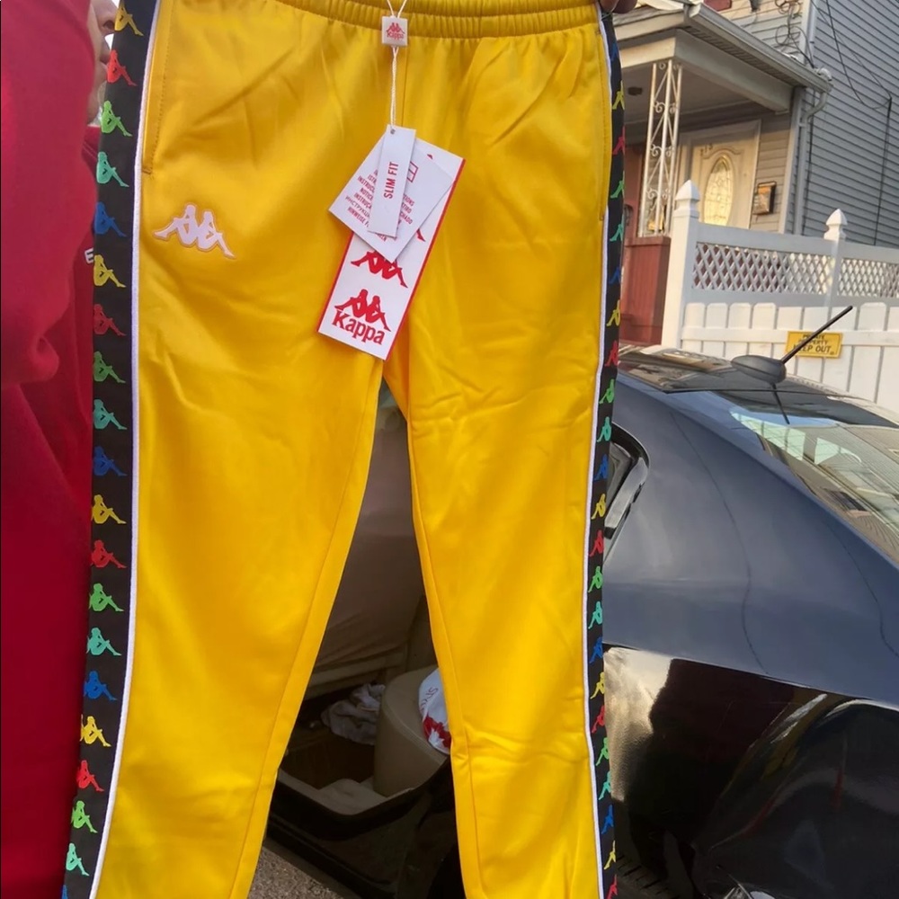 222 Banda slimKappaPantsKidSize10 YellowLemonWhite